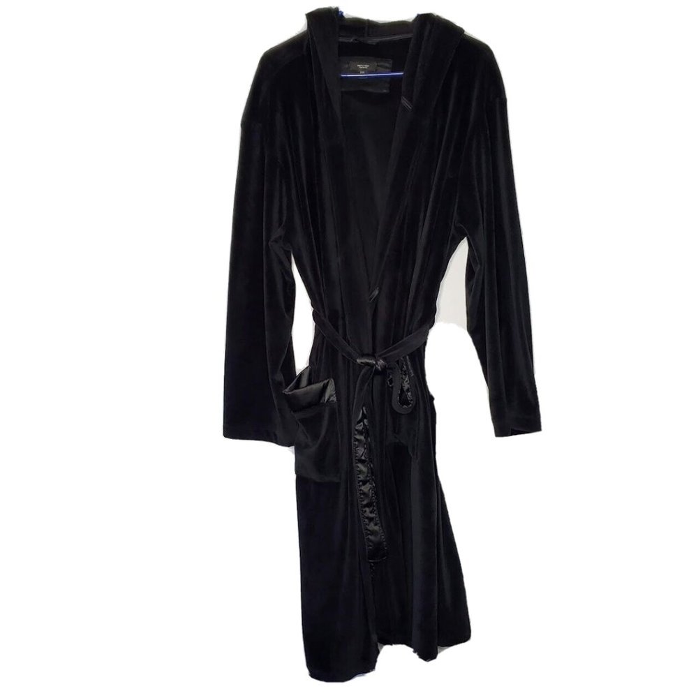 Simply Vera Mens Black Robe Hoodie XXL Velour Satin Tie New without Tags Pockets